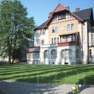 Lamezanova vila: západní průčelí, stav v roce 1998; archiv Nebe.