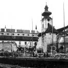 Opevnění města: bašta s břitem na západní straně opevnění při demolici 1902; sbírka J. Dvořáka.