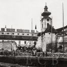Opevnění města: bašta s břitem na západní straně opevnění při demolici 1902, sbírka J. Dvořáka; SOkA.