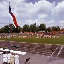 Slavnosti: Spartakiáda na atletickém stadionu, skladba pro rodiče a děti; foto P. Šafr 1980.