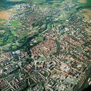 Urbanistický vývoj: letecký pohled na město, polovina 90. let 20. století; foto Š. Machart.