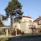 Vila Karla Chocholy: jihozápadní pohled, stav v roce 2005; foto I. Hajn 2005.