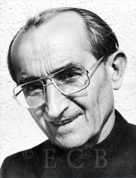 Merth František Daniel: portrétní fotografie, převzato z knihy veršů Ne krví býků, vydané v Českých Budějovicích 1992; SOkA.
