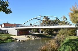 Roudné: silniční most přes řeku Malši; foto Nebe 2018.