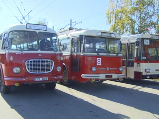 2017 – Rekonstrukce historických autobusů