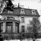 Gestapo: Hardtmuthova vila, poslední sídlo gestapa v roce 1945, pohled ze zahrady v roce 1979, foto Hanusová; SOkA.