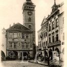 Záložna českobudějovická: náměstí Přemysla Otakara II. s budovou záložny na přelomu 19. a 20. století; sbírka J. Dvořáka.