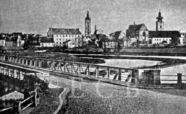 Komunikace: Dlouhý most, foto z počátku 20. století; archiv Nebe.